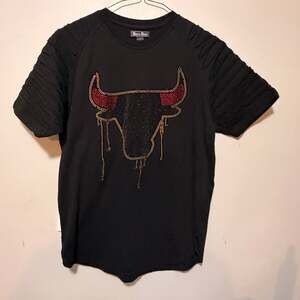Bare Fox Chicago Bulls Gold Paint Drip 23 Graphic T-Shirt